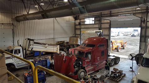 Mobile Auto Repair Mechanic Calgary On Site Heavy Equipment Repair Shop