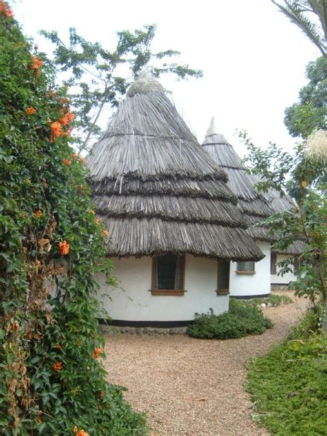 Kingfisher Lodge Kichwamba Queen Elizabeth National Park Safari