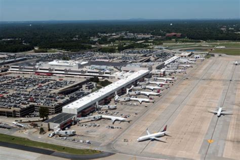 Mera Quiere Aterrizar En El Aeropuerto De Atlanta El Economista