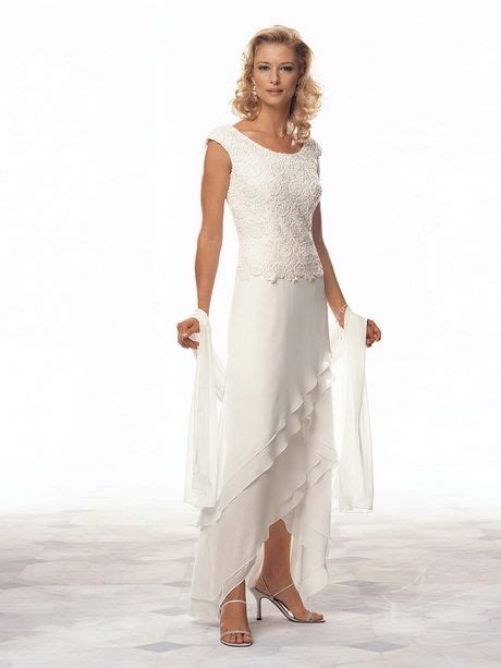 As the mother of the bride, you'll want to look the best for your daughter's big day while also keeping the modesty and class intact. Mother of the groom beach wedding dresses | Mother of ...