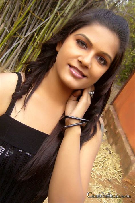 Sexy Pictures Hot Telugu Actress Anjali Dwivedi Navel Pictures