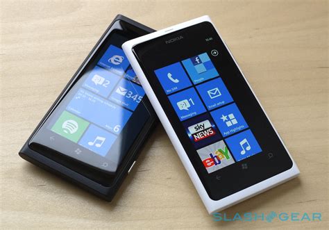 Nokia Lumia 800 Now In White