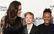 Angelina Jolie e figli: quando il red carpet è "di famiglia" - Vogue.it