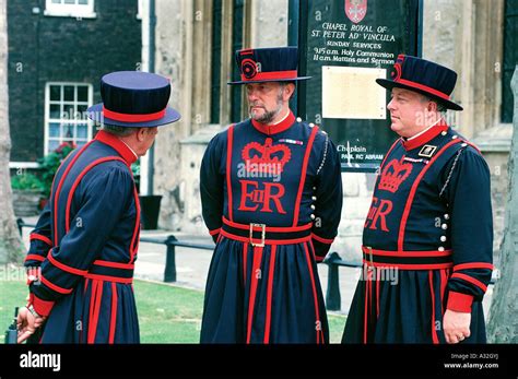 Yeoman Warders Tower Of London London United Kingdom Stock Photo