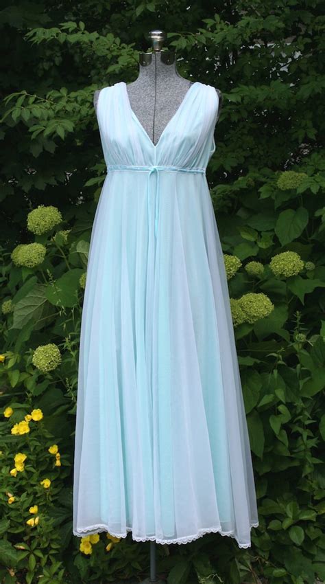 Vintage Nightgown Blue 1960 Plus Size In Turquoise And White