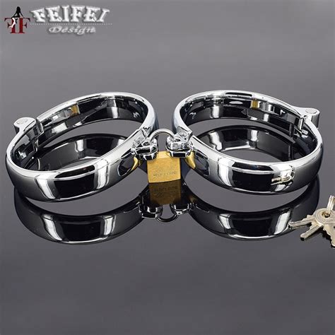High Quality Alloy Smooth Handcuffs For Sex Women Handcuffs Restraint