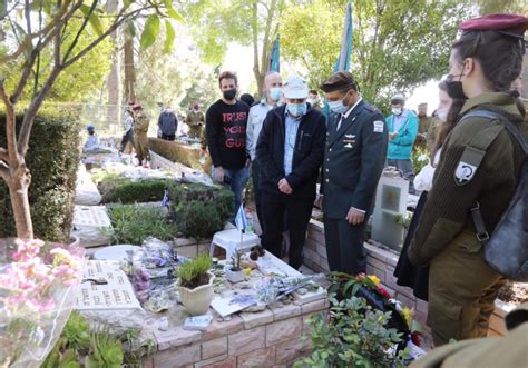 Israel Remembrance Day 2021 In Pictures Israel News The Jerusalem Post