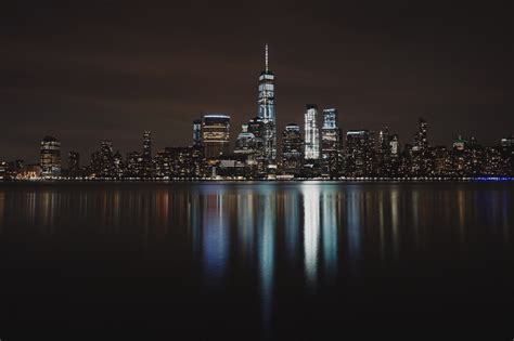sfondi acqua città notte luci grattacieli new york city 5985x3990 drama 1188907