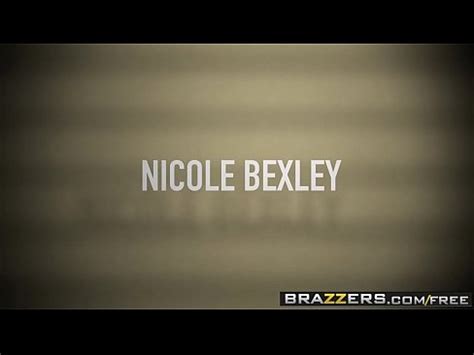 Brazzers Teens Like It Big The Listener scene starring Nicole Bexley XVIDEOSダウンローダー