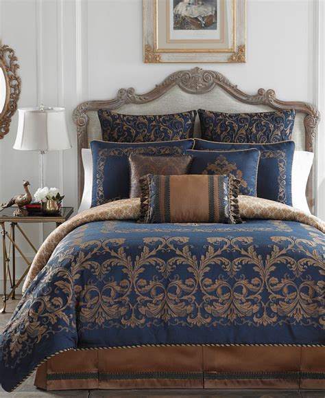 Its rich, classic color coordinates with a variety of bedroom decor. Croscill Monroe Blue Queen Comforter Set