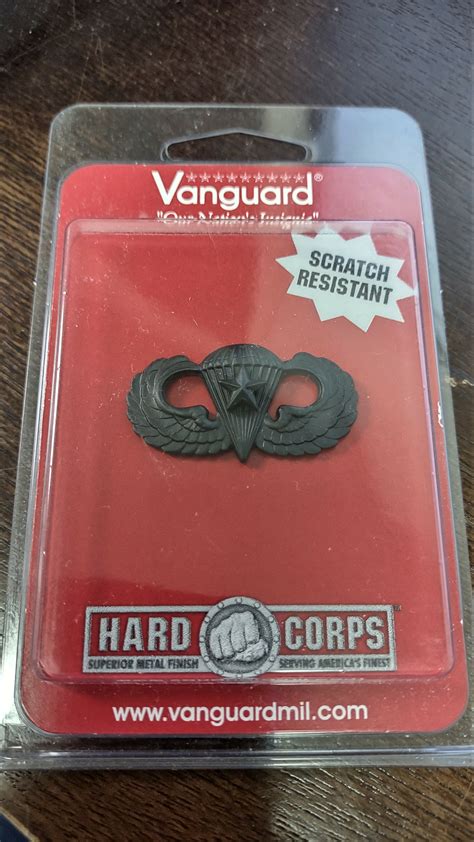 Vanguard Army Badge Basic Combat Parachute Fifth Award Subdued Black