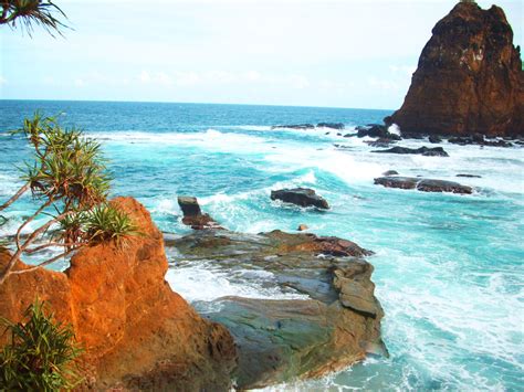 Kab jember terletak di provinsi jawa timur, indonesia. Harga Tiket Masuk dan Lokasi Pantai Papuma Jember, Surga ...