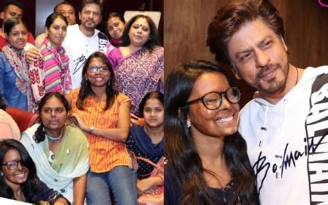 Shah Rukh Khan Meets Acid Attack Survivors Calls Them His Sisters