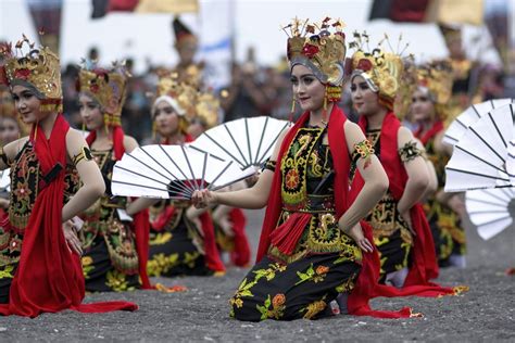 Ayo Lestarikan Budaya Indonesia Melalui Tarian Tradisional Sanggar My