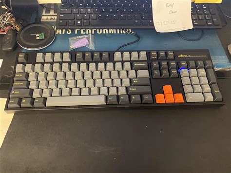 New To Mechanical Keyboards Picked Up This Ash Yellow Leopold Fc900r