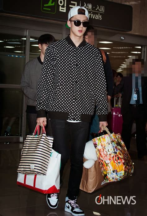 exo sehun airport fashion official korean fashion