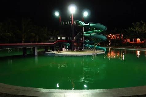Kolam Renang Hotel Dangau Resort Singkawang Hotel Singkawang