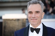 Daniel Day-Lewis' Net Worth: 5 Fast Facts You Need to Know