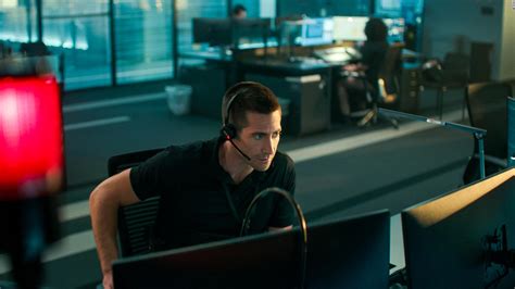 The Guilty Review Jake Gyllenhaal Stars As A 911 Operator In A