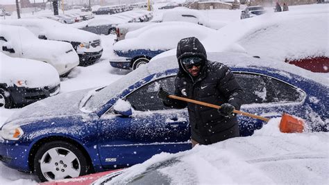 Snowfall Totals Climb In Michigan Drivers Hit Hard