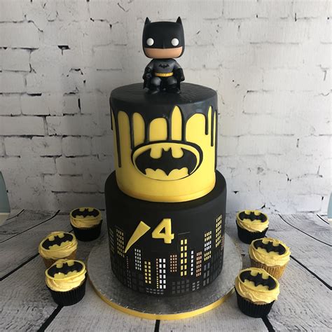 Batman Cake Made By Mel Batman Birthday Cakes Batman Cakes Batman Cake