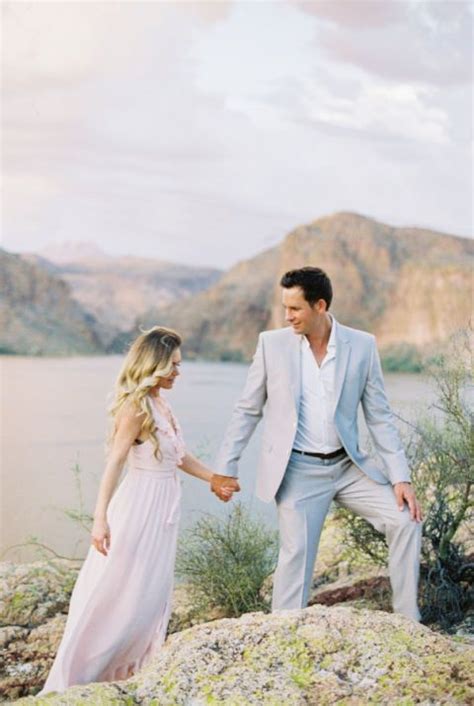 25 Best Places For Beautiful Engagement Photos Where To Do Engagement