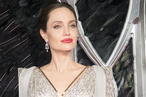 angelina jolie s height outfits feet legs and net worth