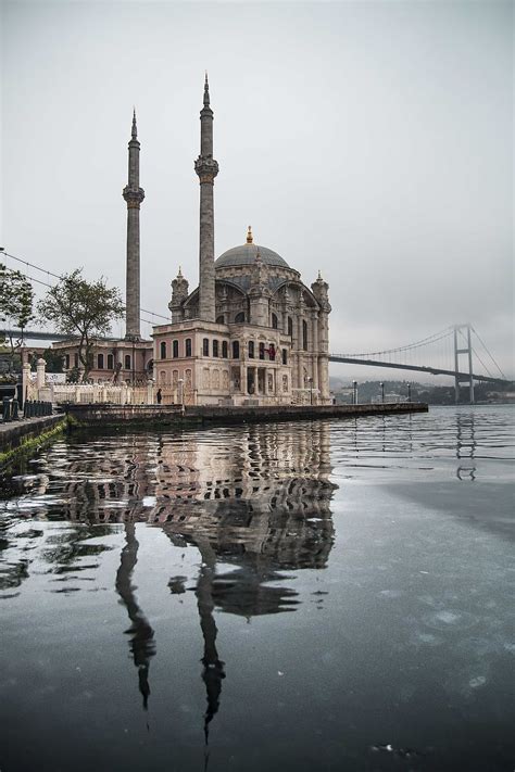 Besiktas j.k., karakartal, turkish, communication, sign, text. HD wallpaper: istanbul, ortakoy, ortaköy mosque, throat ...