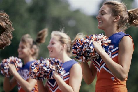 Football Sideline Cheers And Chants Lovetoknow