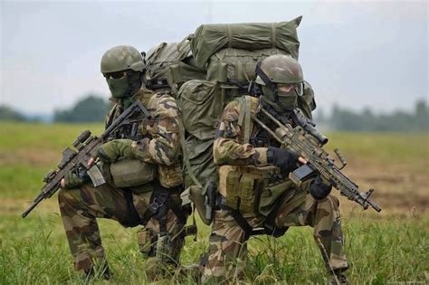 Overloaded French Sf Military Special Forces Military Pictures