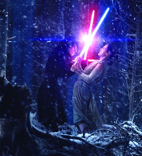 Starwars.com gives lollipops to the star wars: STAR WARS THE FORCE AWAKENS - BLU-RAY, DVD, DIGITAL HD ...