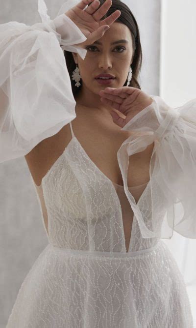 Curve Page Etcetera Bridal