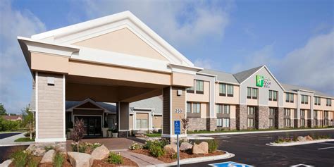 Affordable Hotel in Willmar, MN | Holiday Inn Express & Suites Willmar
