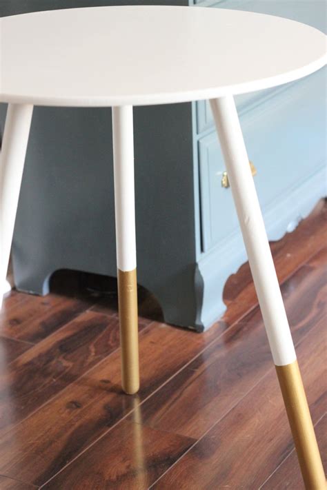 For example, we just found these beautiful diy tables and we're sure there are plenty more where these came from. DIY End Table Ideas: Top 5 Easy and Cheap Projects - Lazy Loft