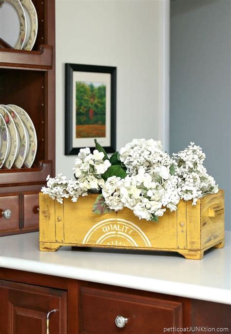 Wooden Crates Decorating Ideas You Can Copy
