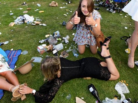 Melbourne Cup 2017 Drunken Antics Begin At Flemington Photos Herald Sun