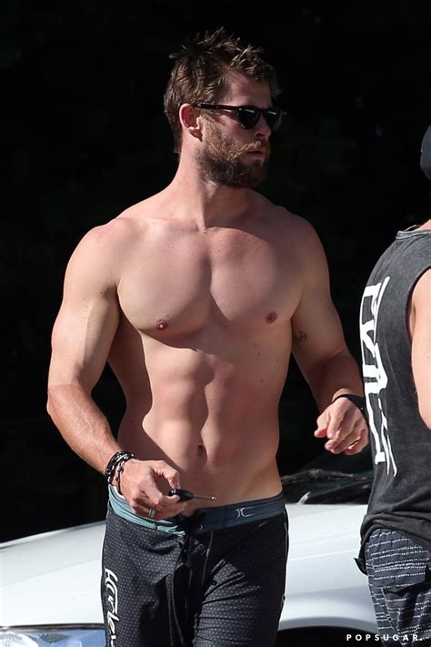 Chris Hemsworth Shirtless Pictures Popsugar Celebrity Uk Photo 8