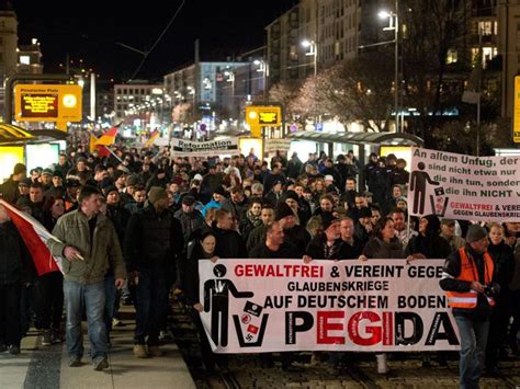 Pegida Marches 25000 Join Anti Islamification Protests In Germany