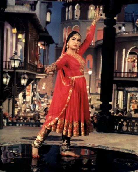 Indian Actress Meena Kumari In The Movie Pakeezah 1972 Old Indian