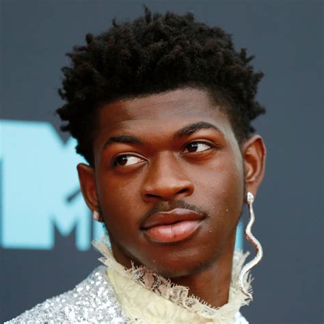 Trends For Media Hairstyle With Long Earrings Now For Everyone