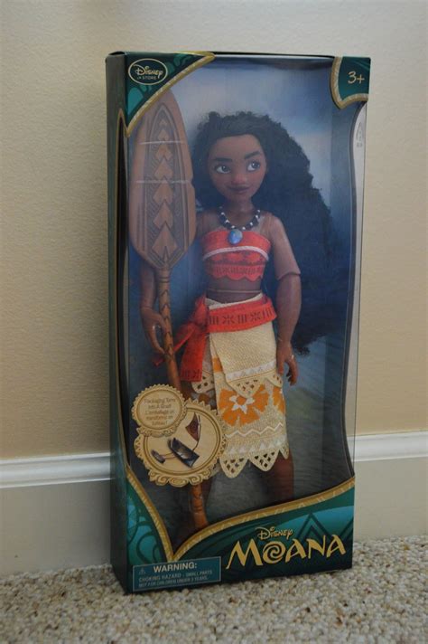 Disney Store Classic Moana Doll Review