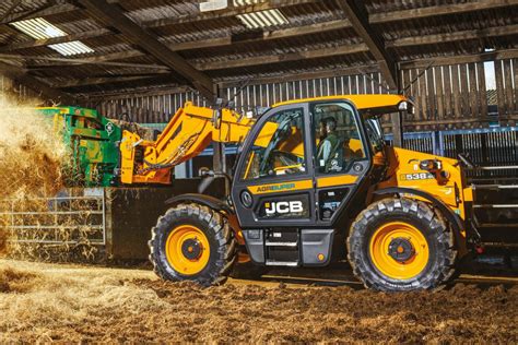 Pics Jcb Packs The Power In New Stage V Compliant Agri Loadalls