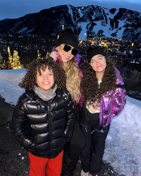 Mariah Carey And Mini Me Daughter Monroe Match On Ski Trip
