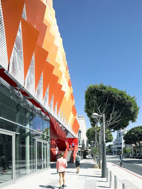 City Of Santa Monica Public Parking Structure 6 By Behnisch