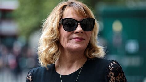 Why Hollywood Wont Cast Kim Cattrall Anymore