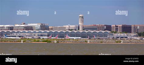 Virginia Usa Reagan National Airport Dca On The Potomac River