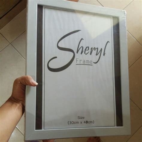 Telah terjual lebih dari 825. Gambar Bagoes: Bingkai Foto A3