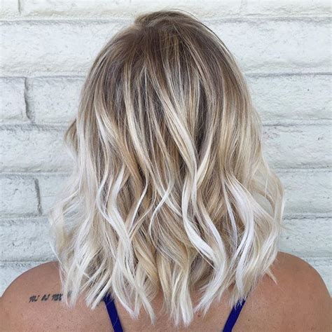 Balayage on short hair is an alternative to the popular ombre color melt on longer hair. 30 Stunning Balayage Short Hairstyles 2018 - Hot Hair ...