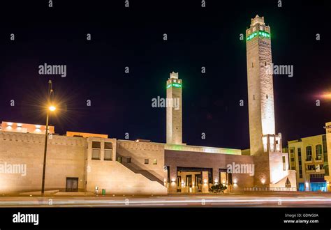 Sheikha Salama Mosque In Al Ain Uae Stock Photo Alamy