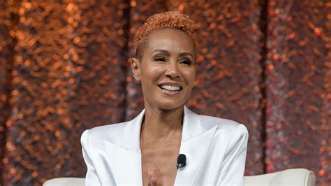 32 Jada Pinkett Smith With Short Hair Sarahjaneconlan